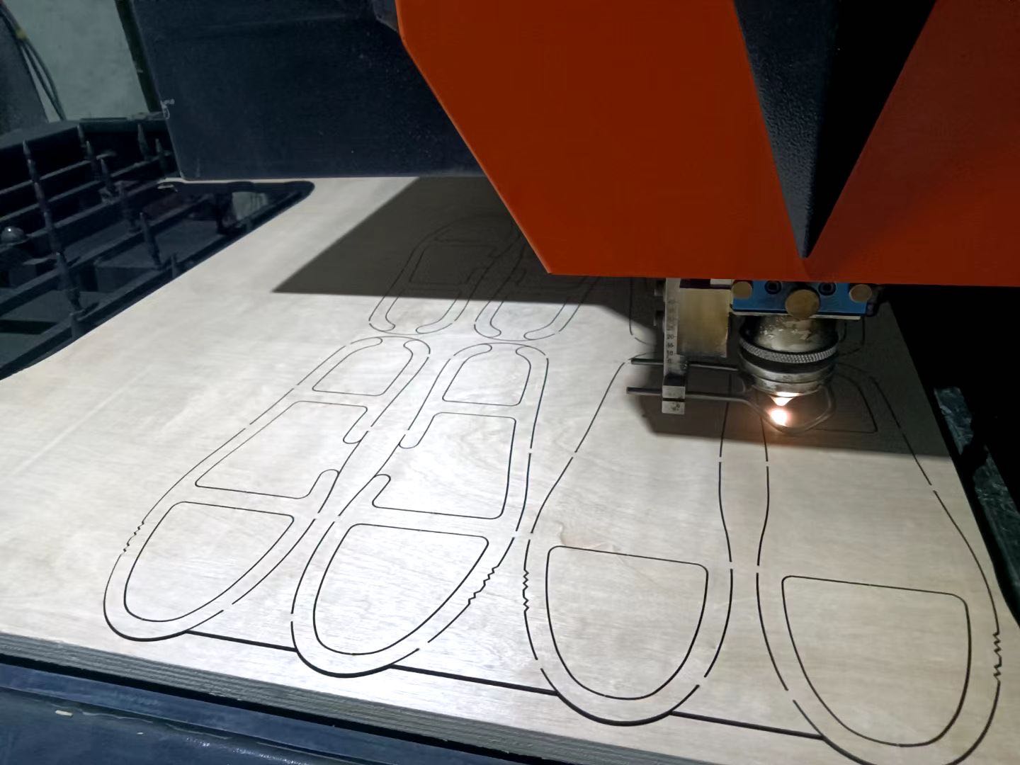 沧州鞋材激光切割机价格解析